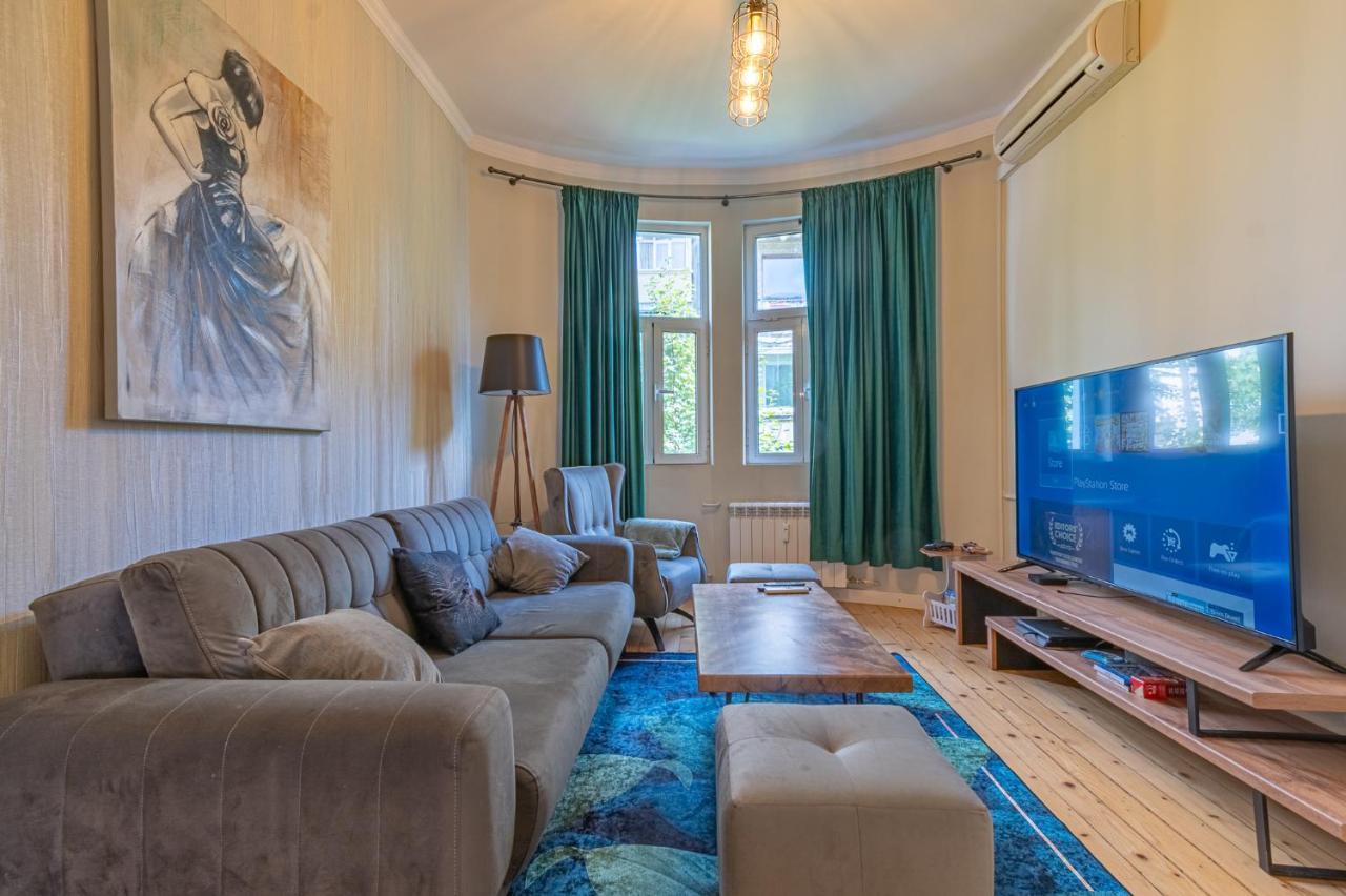 5 Seconds Away From The Main Street, Free Secured Parking Apartment София Екстериор снимка