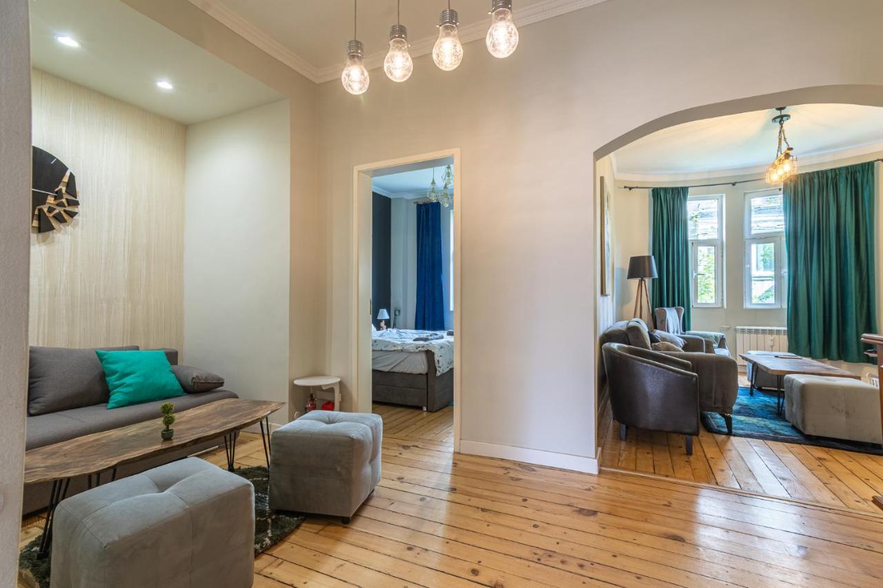 5 Seconds Away From The Main Street, Free Secured Parking Apartment София Екстериор снимка