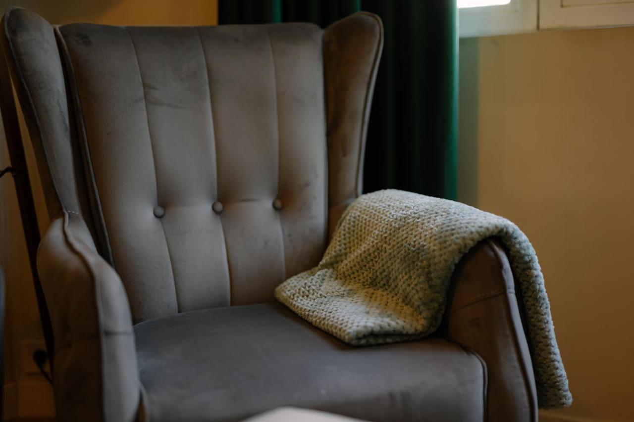 5 Seconds Away From The Main Street, Free Secured Parking Apartment София Екстериор снимка